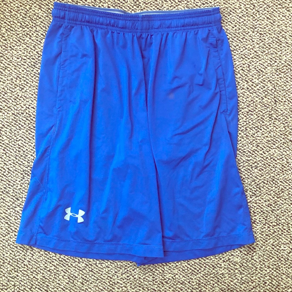 Under Armour men’s size large shorts